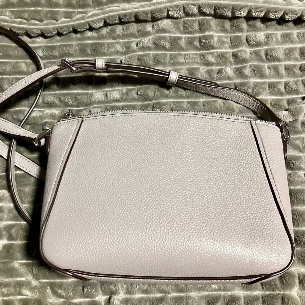 EUC Kate Spade Gray Pebbled Leather Crossbody Bag Purse - Picture 5 of 8